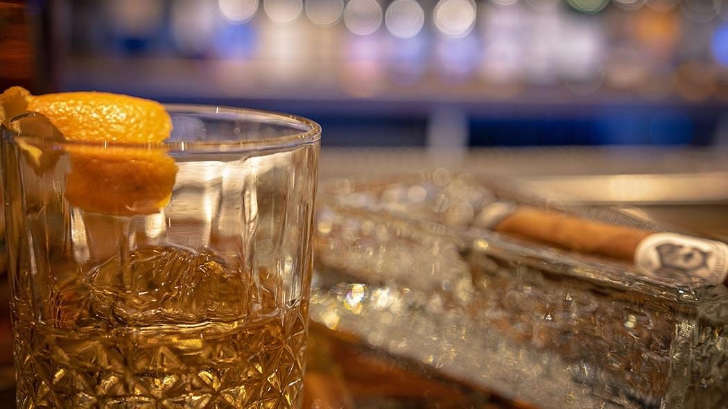 Refreshing Cocktails & Cigars